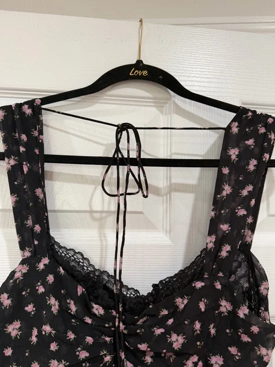 FOR LOVE & LEMONS
NOA MIDI DRESS Black and Floral Size L - Picture 9 of 9